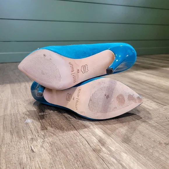 White House Black Market Teal Heels - Picture 4 of 6